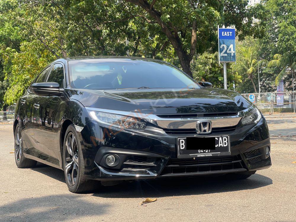 Mobil Honda Civic Sedan 2017