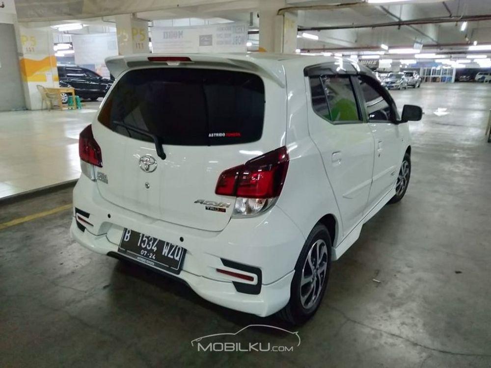 Mobil Toyota Agya 2019