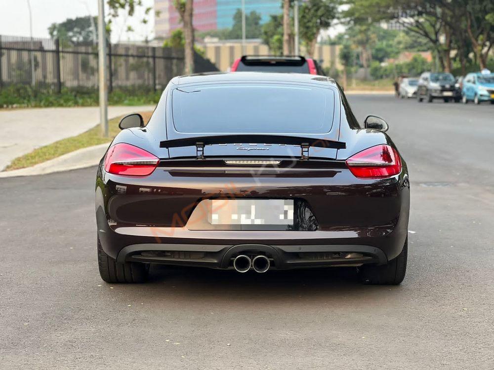 Mobil Porsche Cayenne 2015