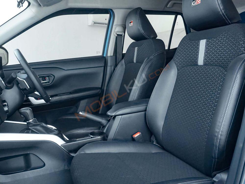 Mobil Toyota Raize 2021