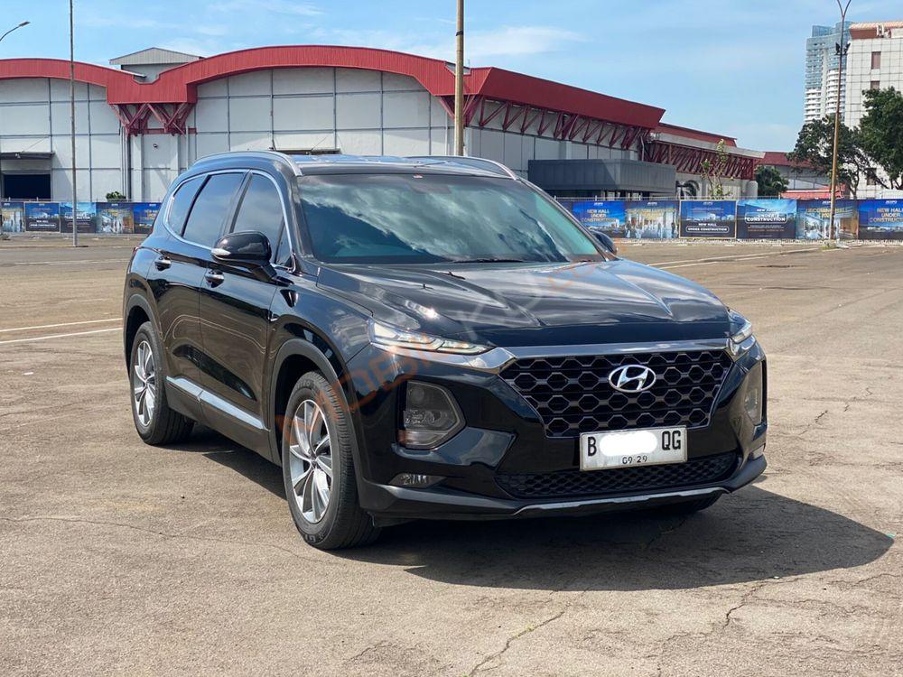 Mobil Hyundai Santa Fe 2018