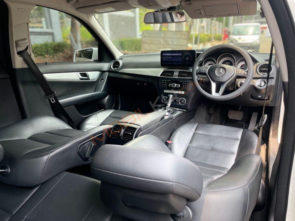 Mobil Mercedes-Benz C-Class 2014