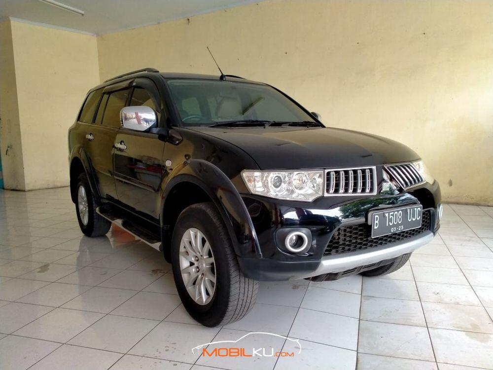 Mobil Mitsubishi Pajero Sport 2010
