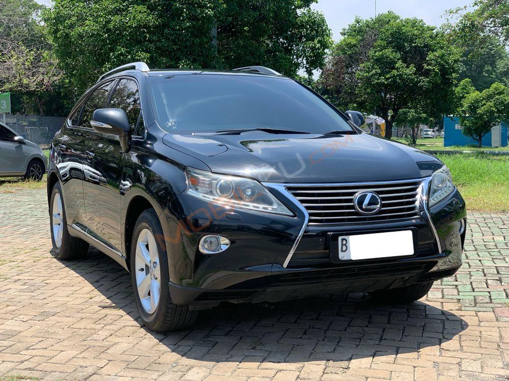 Mobil Lexus RX 2013