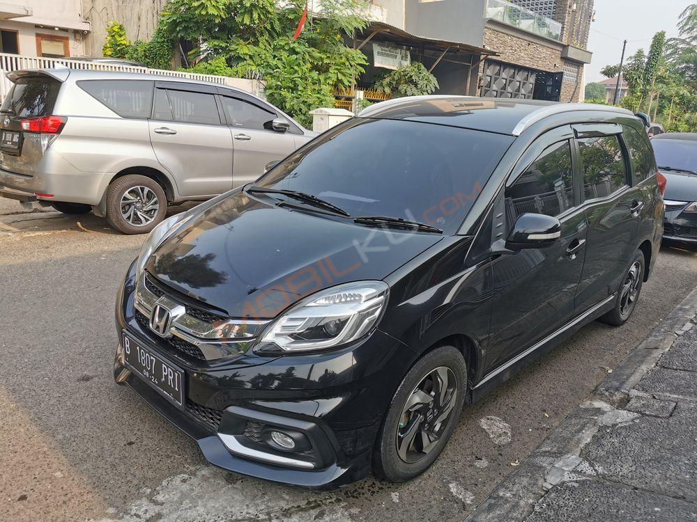 Mobil Honda Mobilio 2014