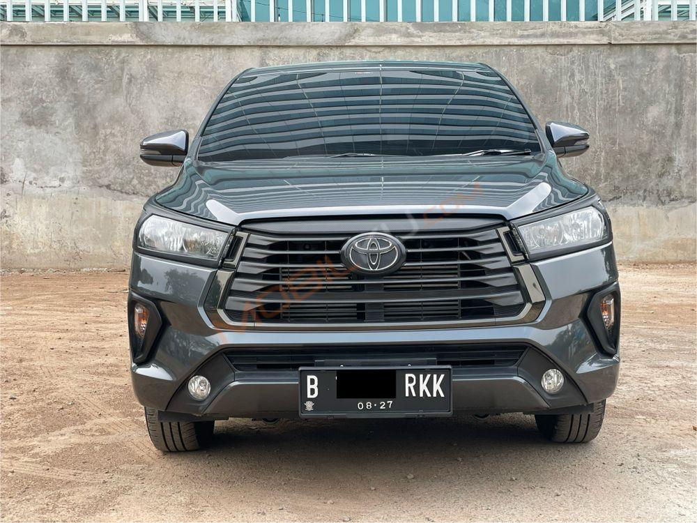 Mobil Toyota Kijang Innova 2022