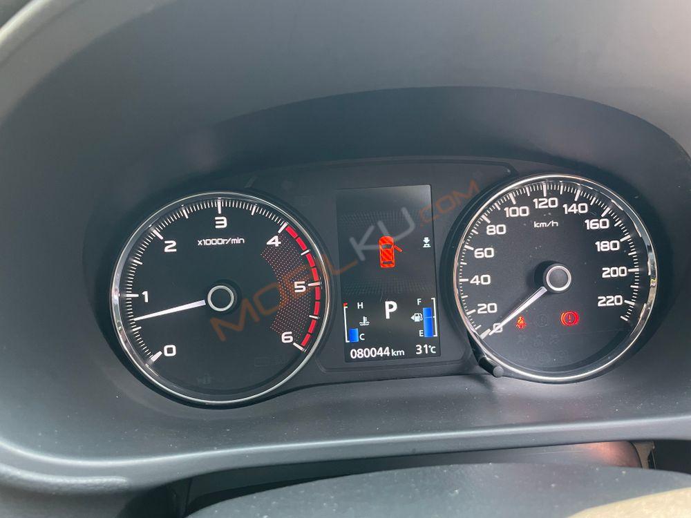 Mobil Mitsubishi Pajero Sport 2016