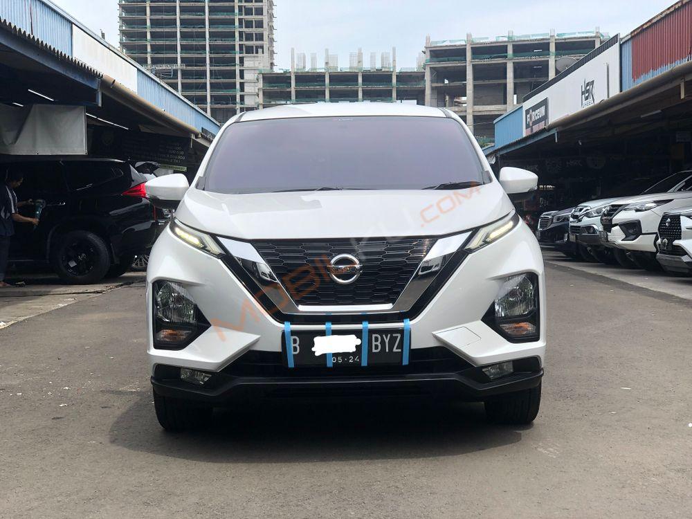 Mobil Nissan Livina 2019