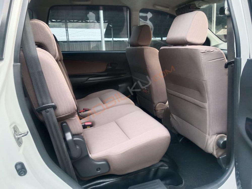 Mobil Toyota Avanza 2017