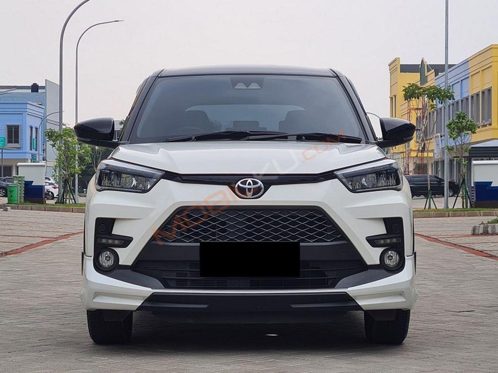 Mobil Toyota Raize 2021