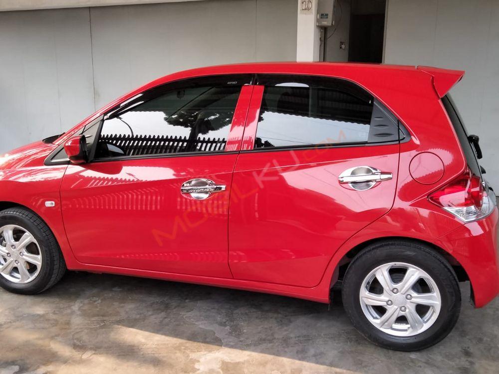 Mobil Honda Brio 2017