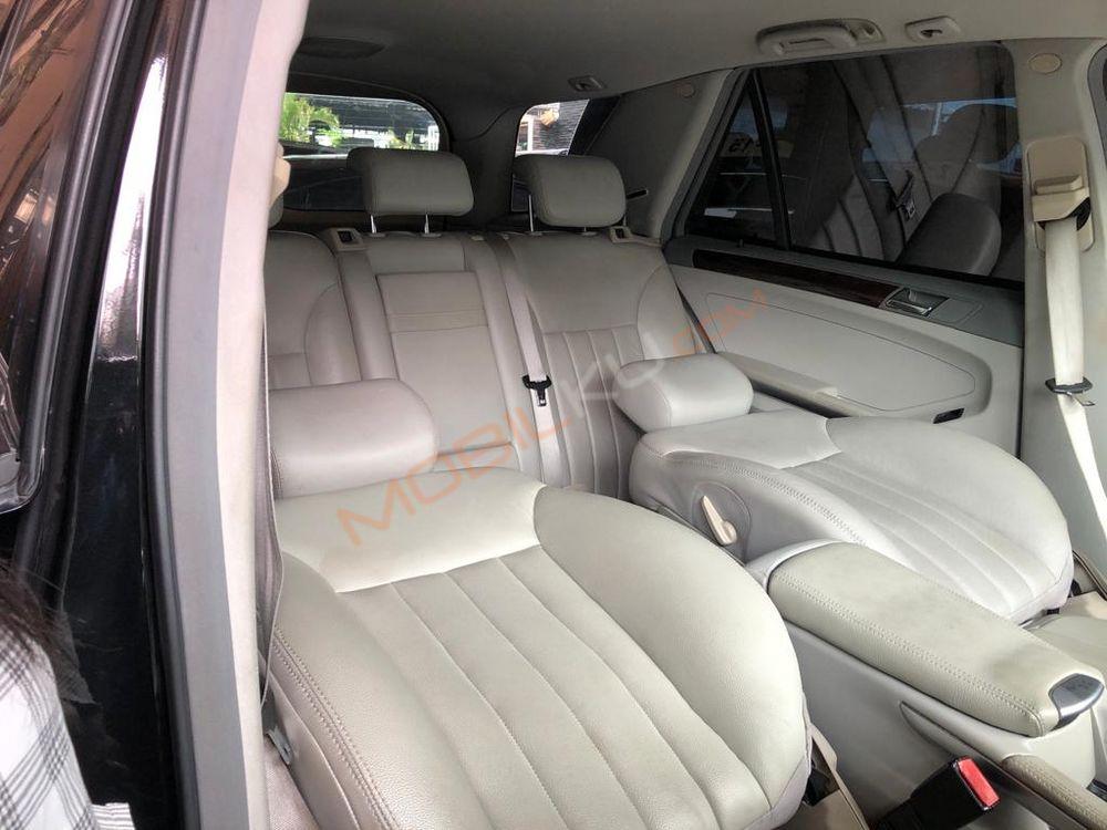 Mobil Mercedes-Benz ML 2006