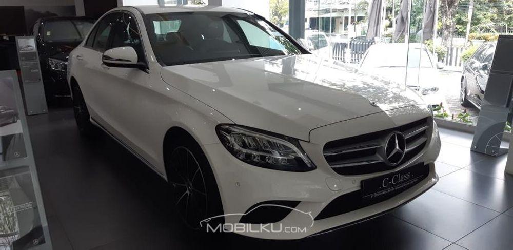 Mobil Mercedes-Benz C-Class 2019