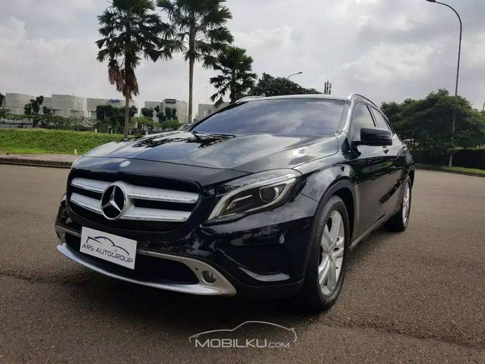 Mobil Mercedes-Benz GLA 2014