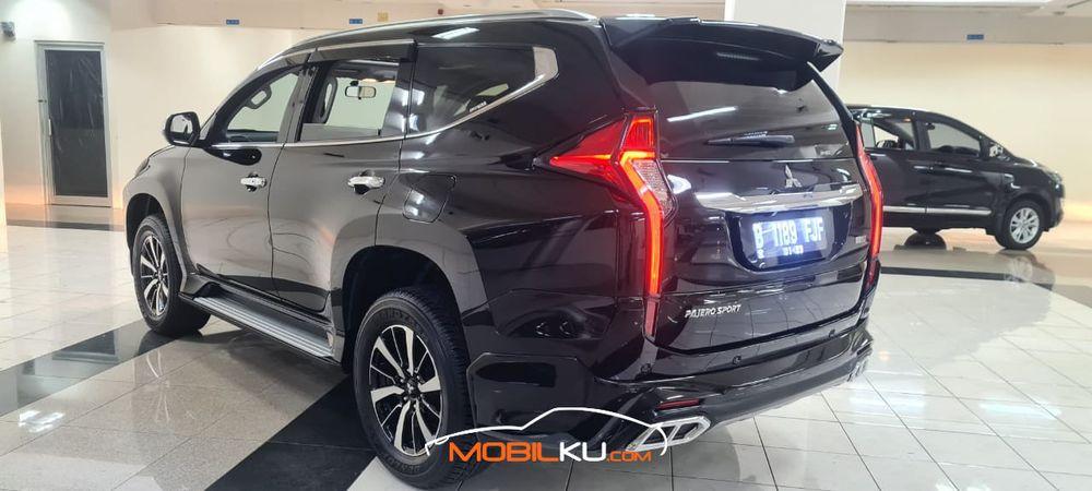 Mobil Mitsubishi Pajero Sport 2017