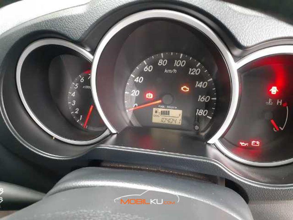 Mobil Daihatsu Terios 2013