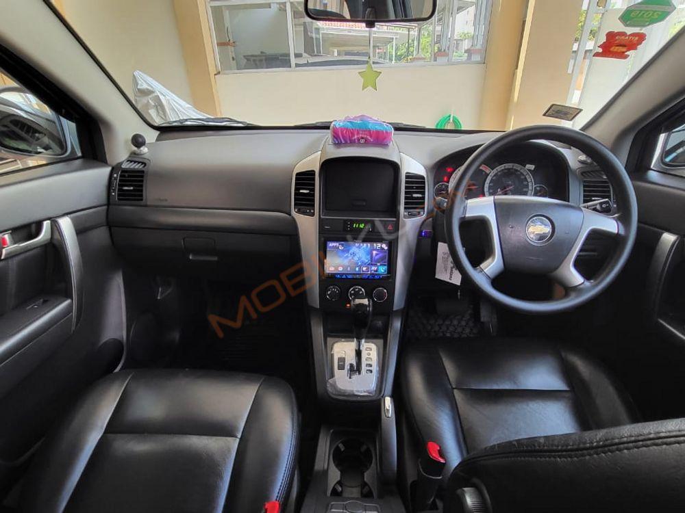 Mobil Chevrolet Captiva 2009