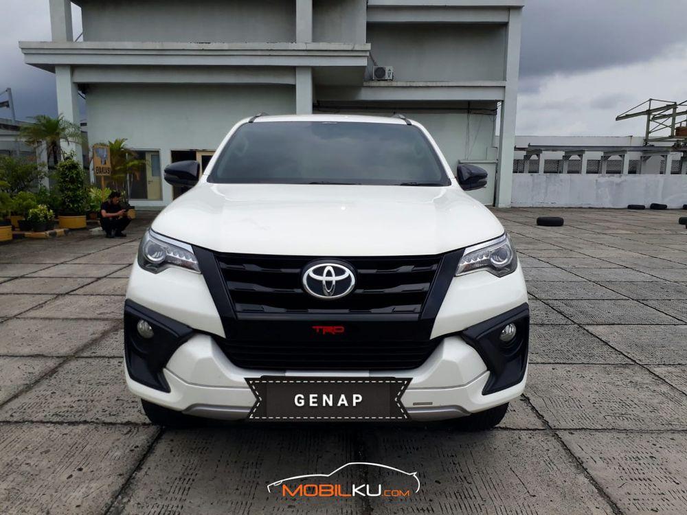 Mobil Toyota Fortuner 2018