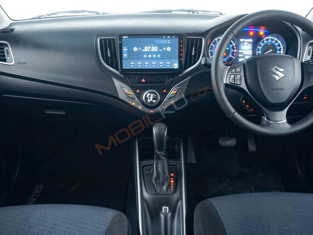 Mobil Suzuki Baleno 2020