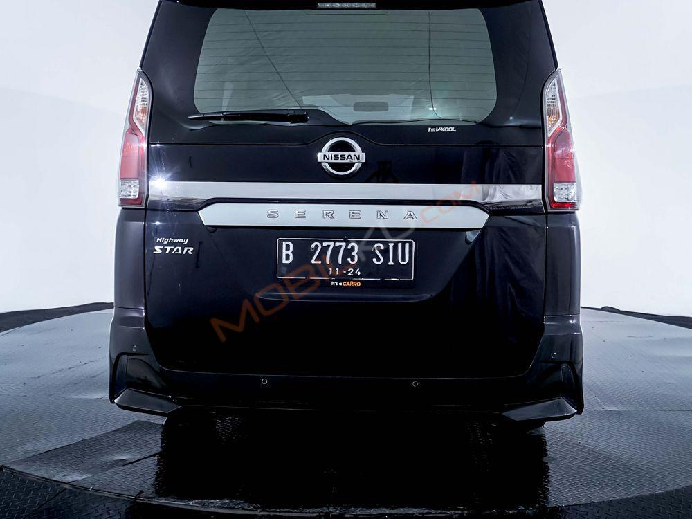 Mobil Nissan Serena 2019
