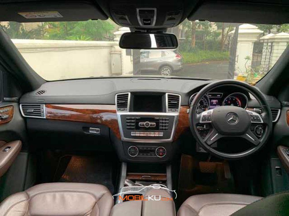 Mobil Mercedes-Benz GL 2014