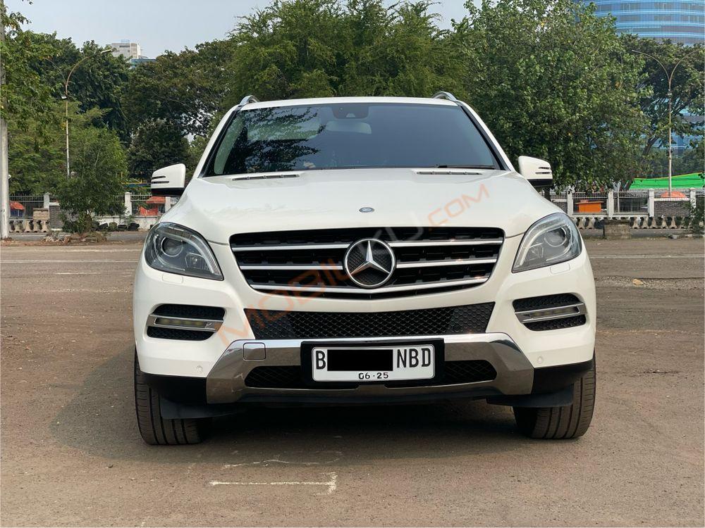 Mobil Mercedes-Benz ML 2015