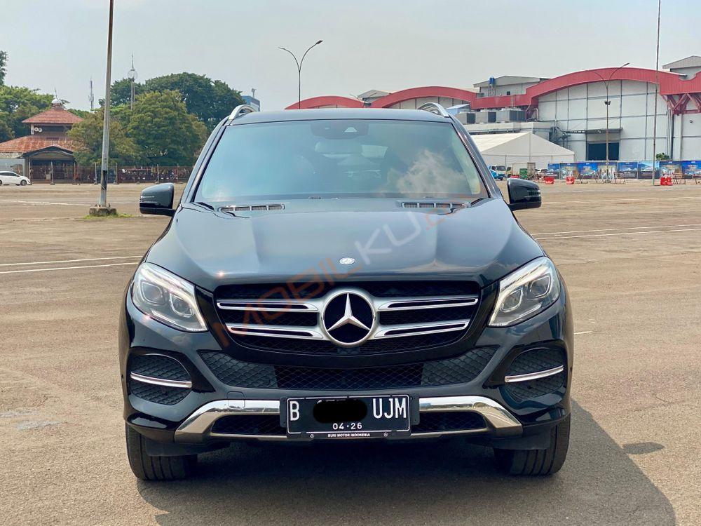 Mobil Mercedes-Benz GLE 2016