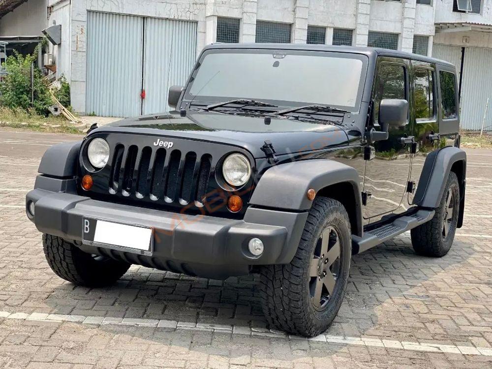 Mobil Jeep Wrangler 2011