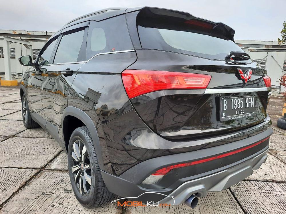 Mobil Wuling Almaz 2019