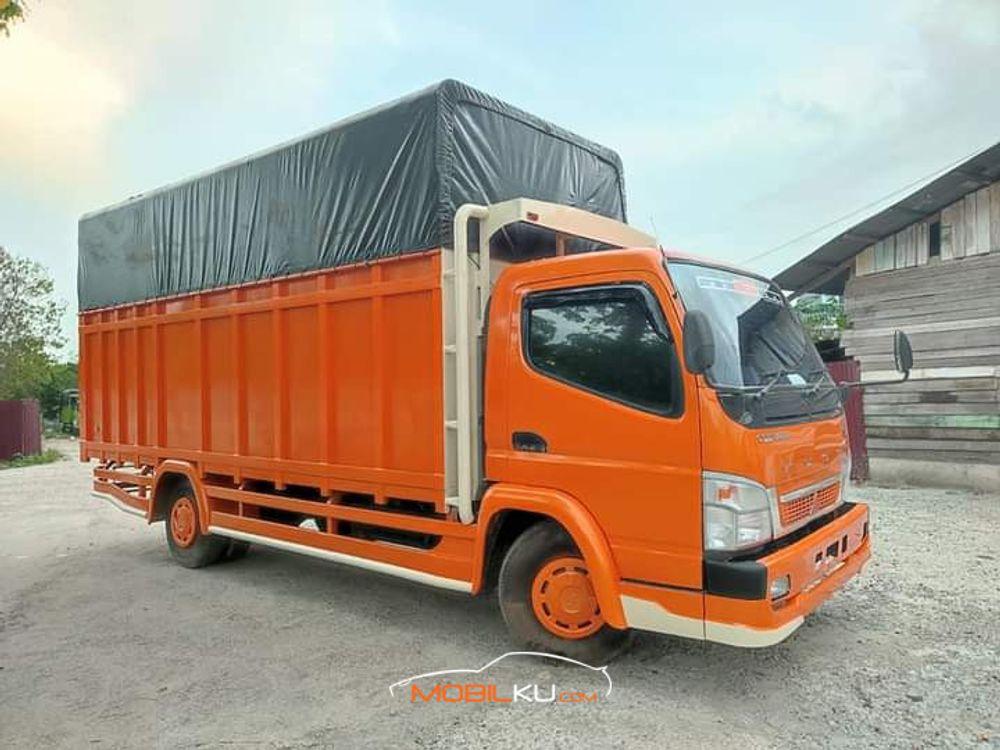 Mobil Mitsubishi Fuso 2018