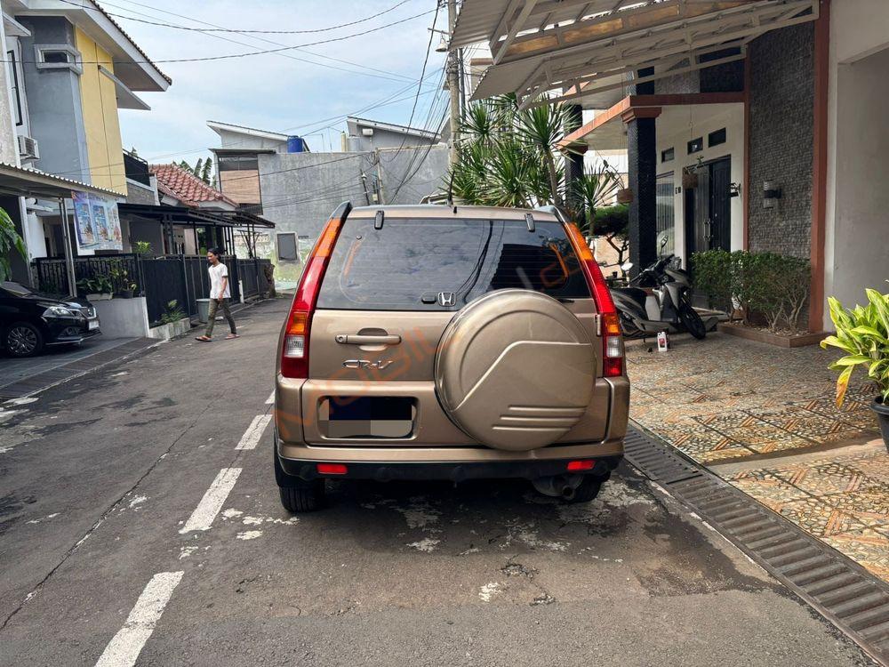 Mobil Honda CR-V 2003