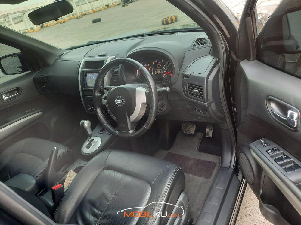 Mobil Nissan X-Trail 2014