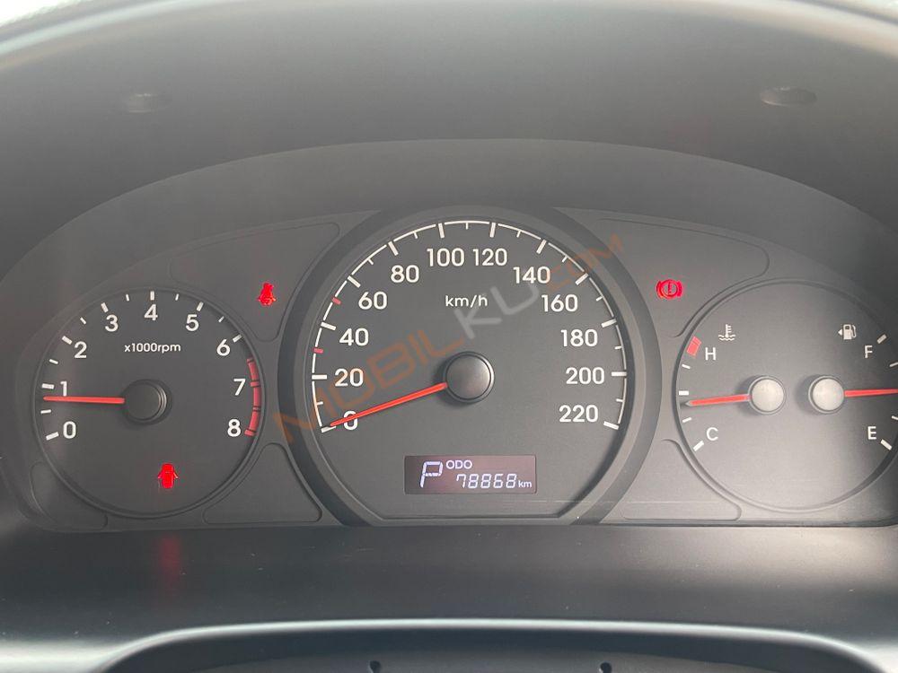 Mobil Hyundai H-1 2018