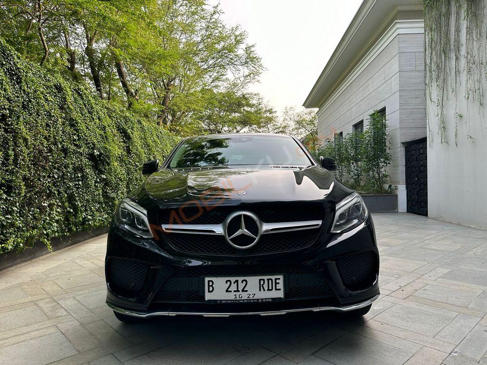 Mobil Mercedes-Benz GLE 2017