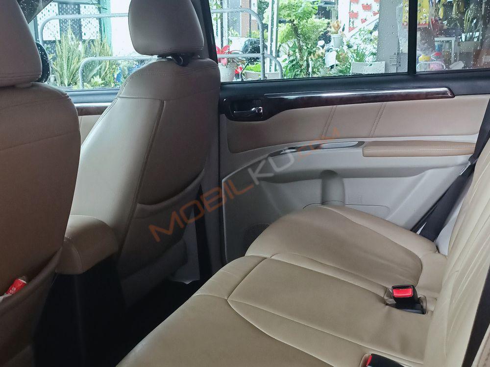 Mobil Mitsubishi Pajero Sport 2013