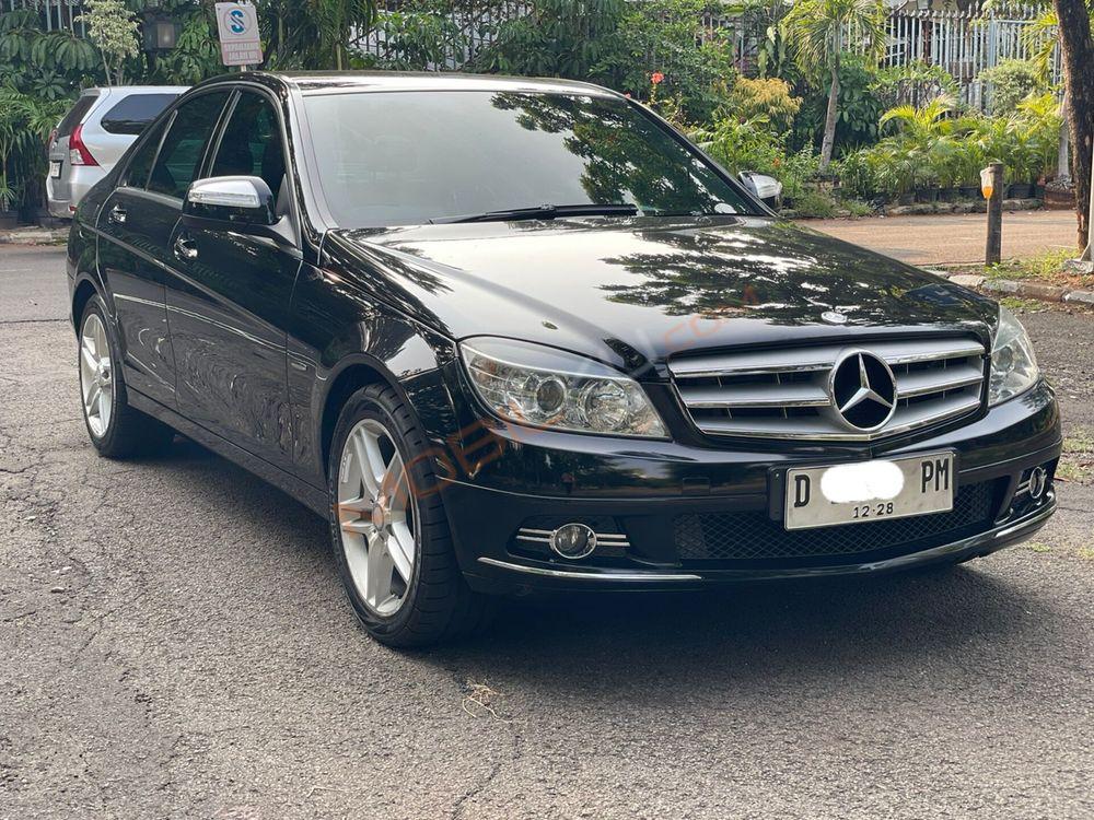 Mobil Mercedes-Benz C-Class 2008