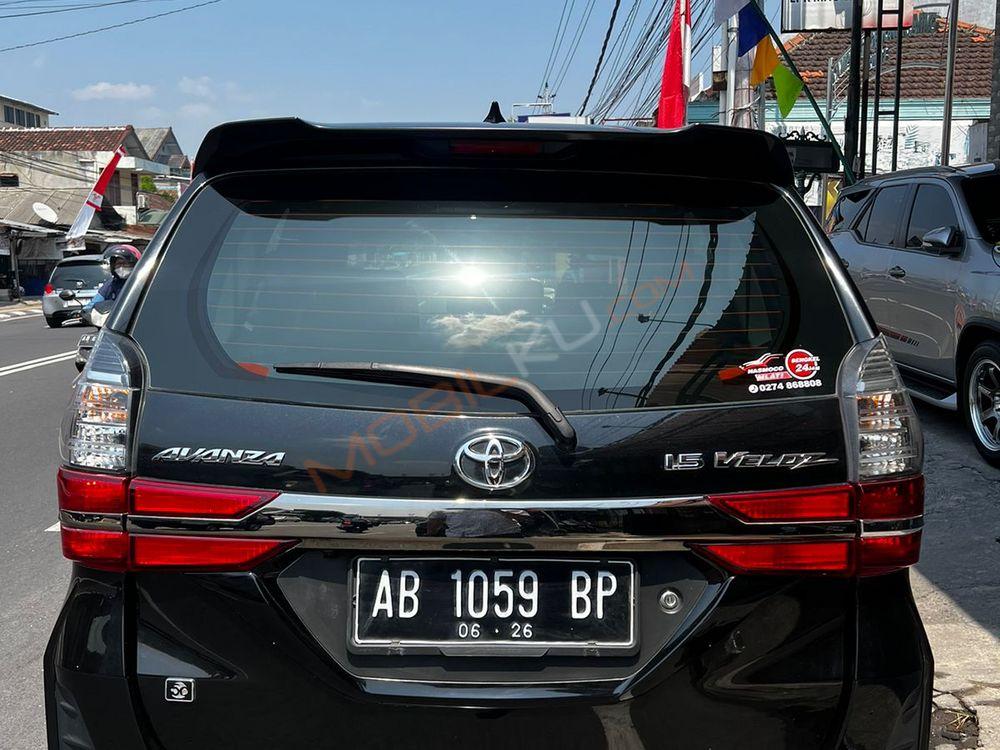 Mobil Toyota Avanza 2021