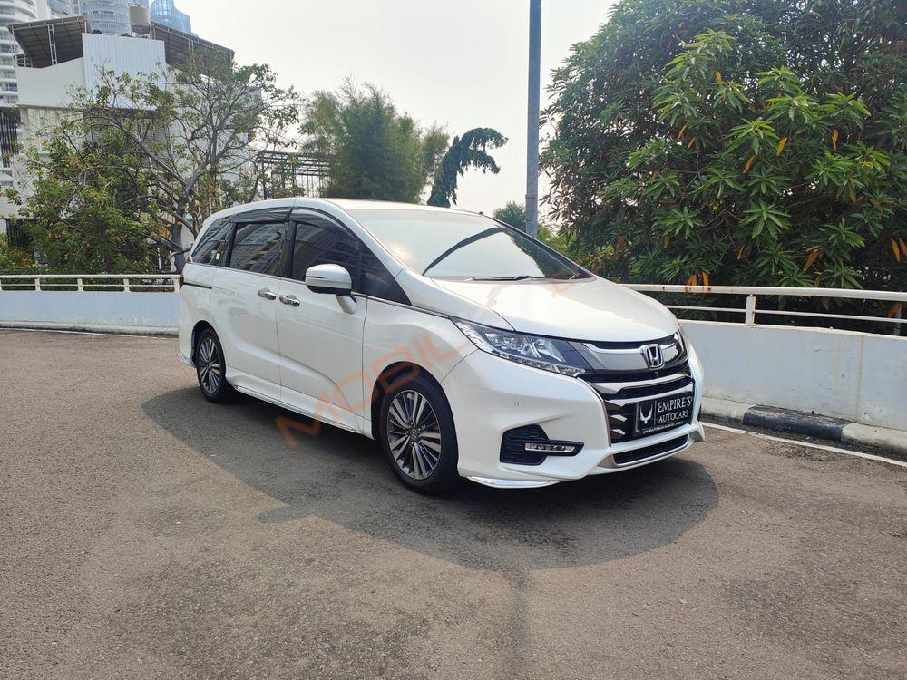 Mobil Honda Odyssey 2018