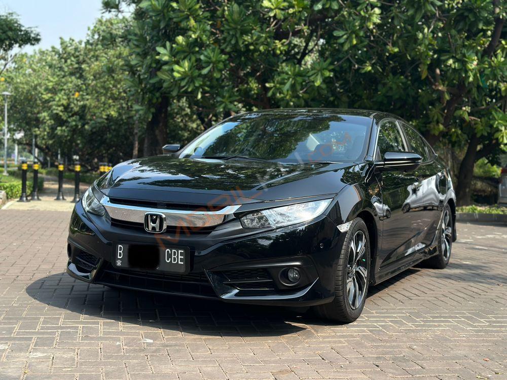 Mobil Honda Civic Sedan 2017