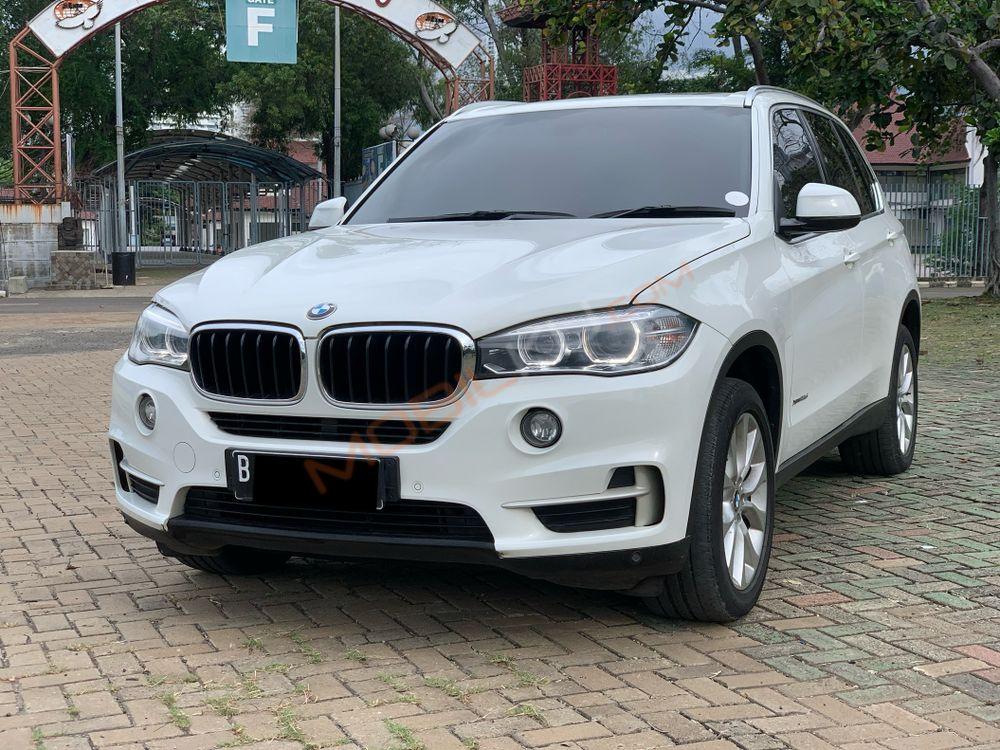 Mobil BMW X5 2016