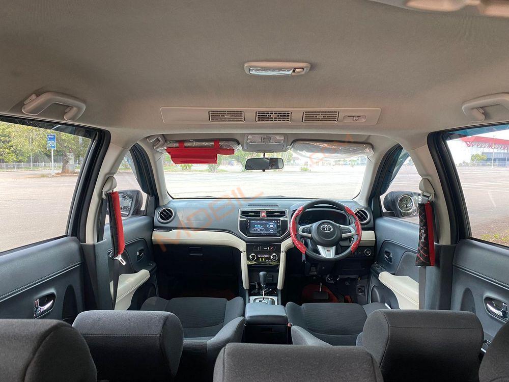 Mobil Toyota Rush 2023