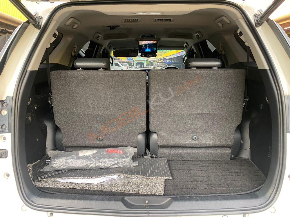 Mobil Toyota Fortuner 2022