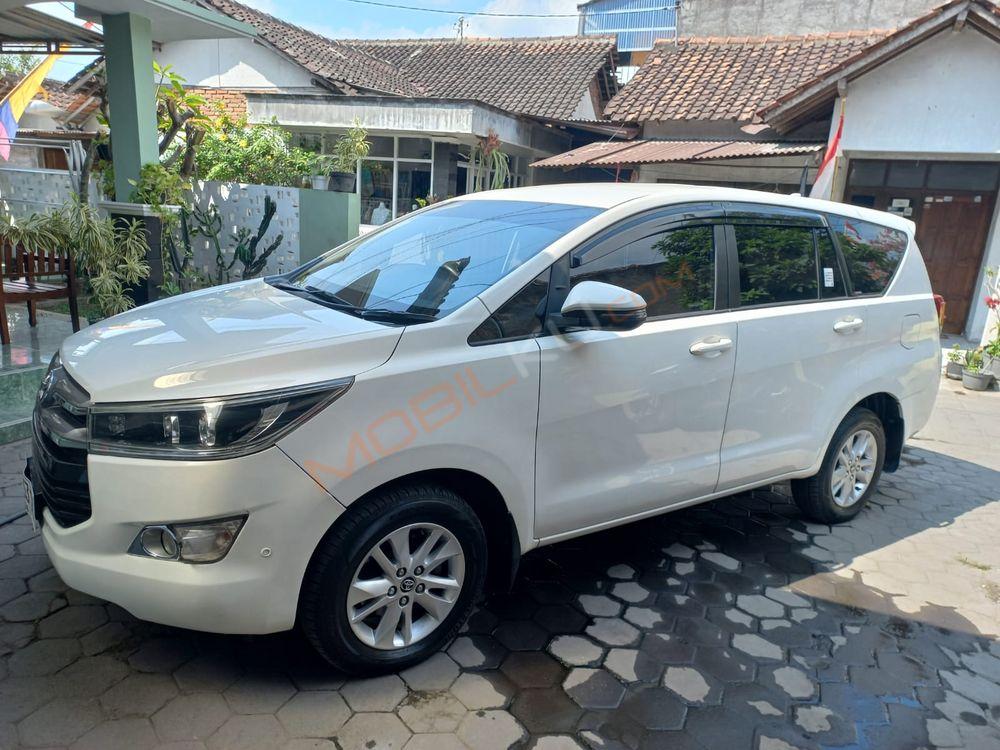 Mobil Toyota Kijang Innova 2019