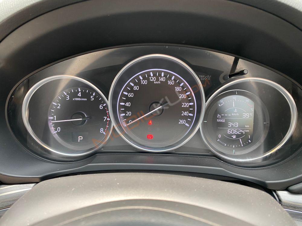 Mobil Mazda CX-5 2018