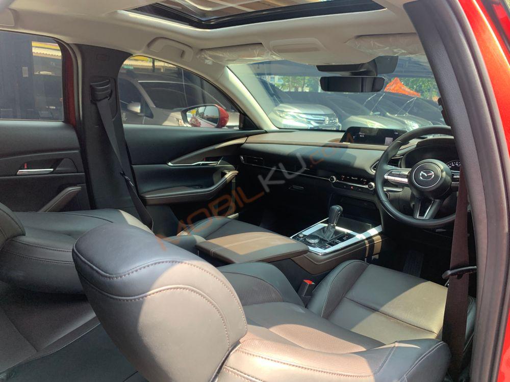 Mobil Mazda CX-30 2023