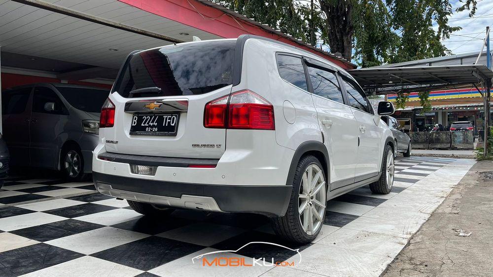 Mobil Chevrolet Orlando 2015