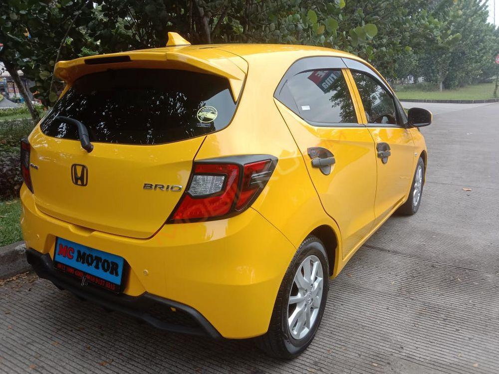 Mobil Honda Brio 2021