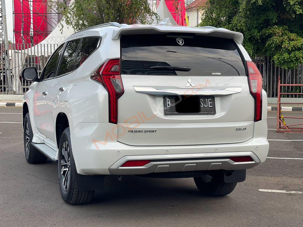 Mobil Mitsubishi Pajero Sport 2021