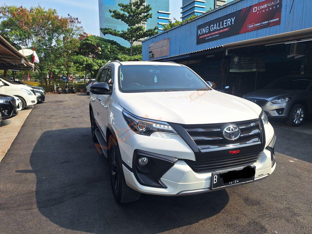 Mobil Toyota Fortuner 2019