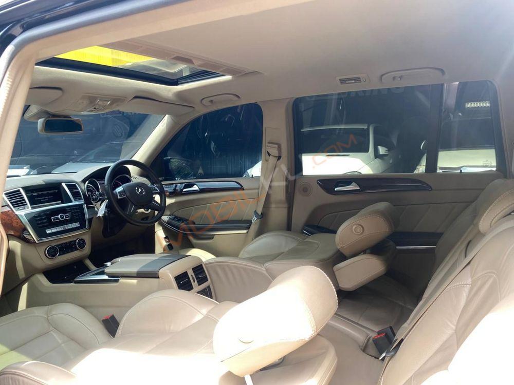 Mobil Mercedes-Benz GL 2013